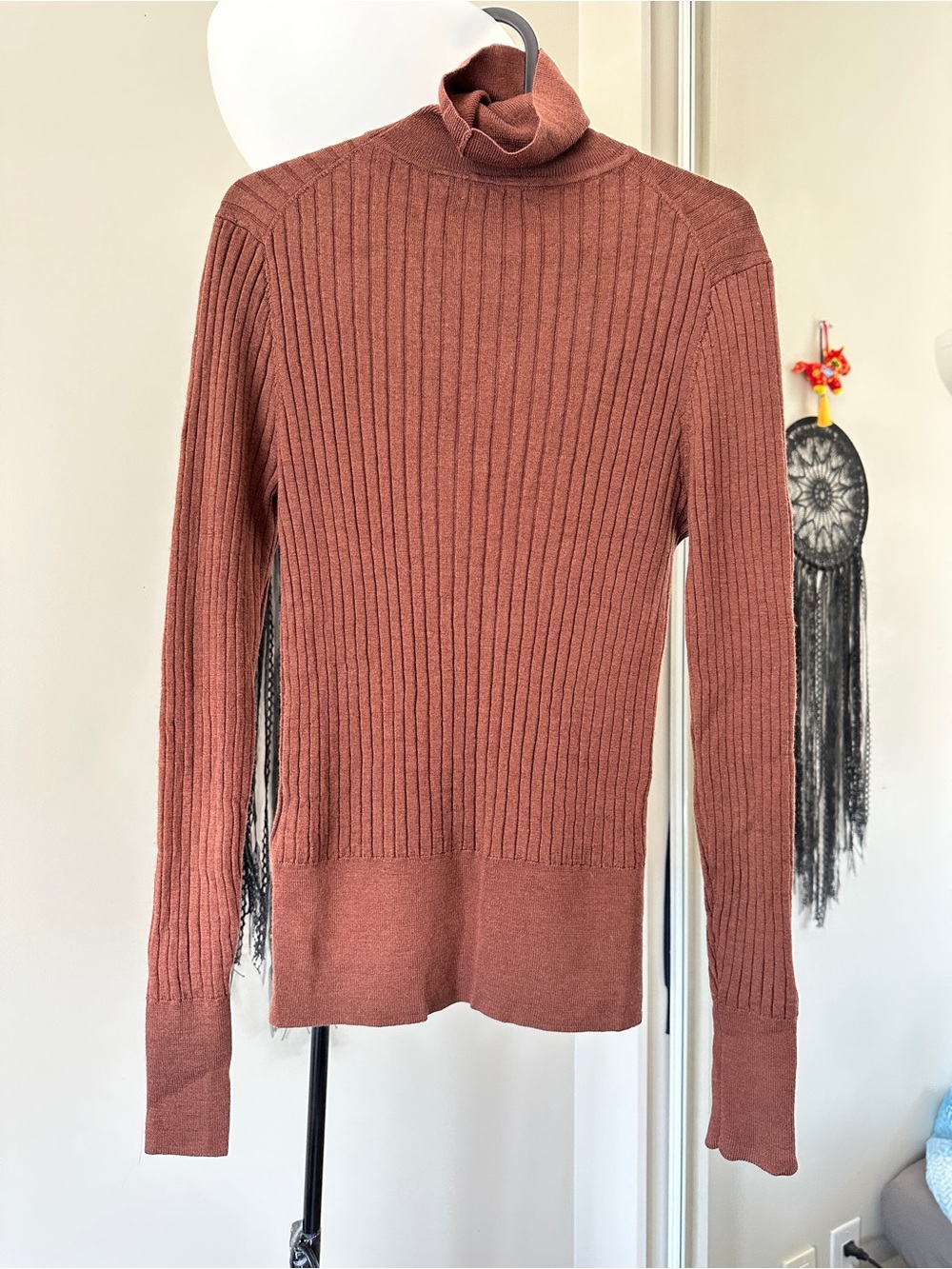 Uniqlo Women's Ribbed Turtleneck Sweater - Rust Brown